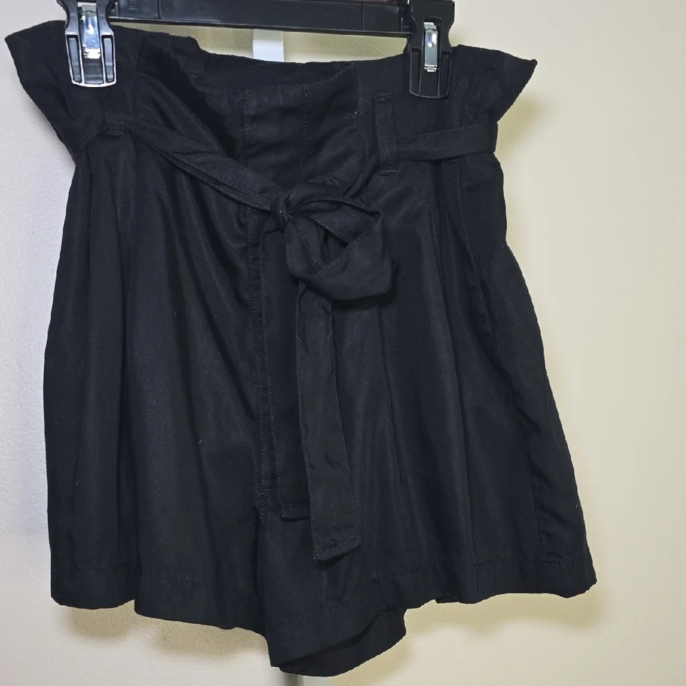 Abercrombie & Fitch‎ Black High Waist Shorts Ladies Sz M